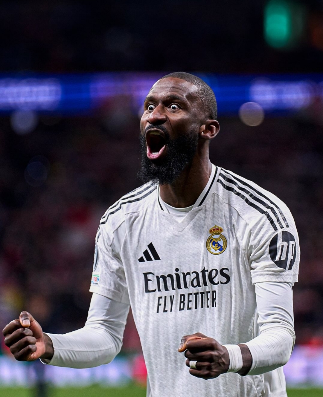 拜仁慕尼黑门将状态稳定备受认可的简单介绍